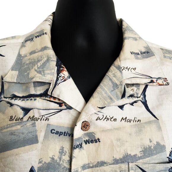 Reel Legends Fish Print Shirt Sz M Mens Button Up Key West Captive Short Sleeve - Picture 2 of 13